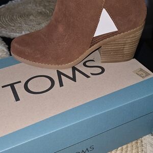 Toms booties